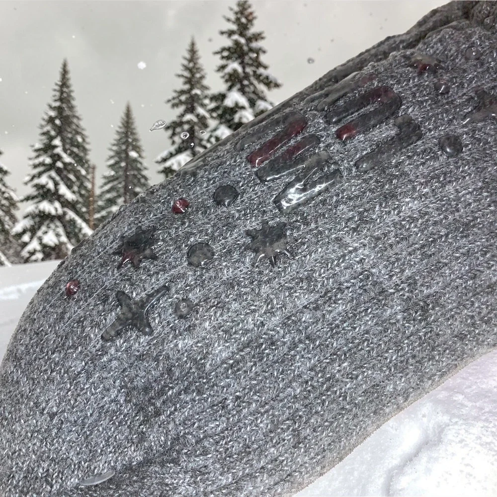 NEW MUK LUKS Cabin Socks Fair Isle Red Gray Non Skid Women's Sz 6-10 NWT